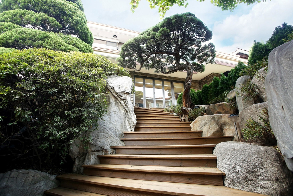 entrance
