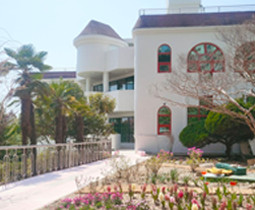 Campus Tour: Berkeley Dongnae